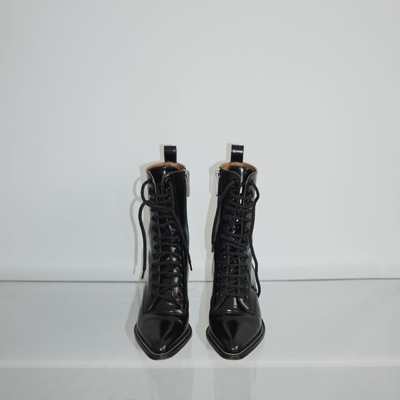Chloe Rylee Boots - Picture 1 of 6